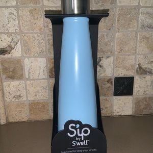 💦Sip by S’well water bottle💦